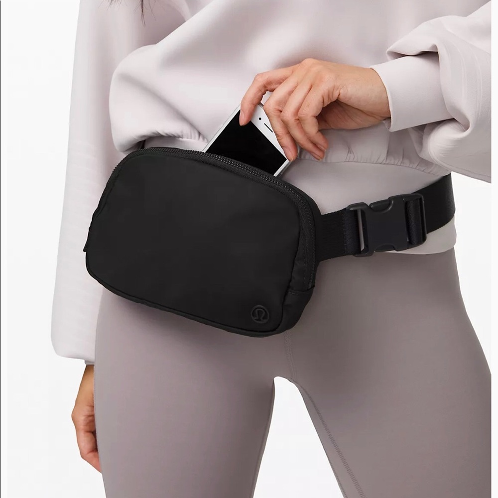 Lululemon Everywhere Belt Bag- Unopened!!